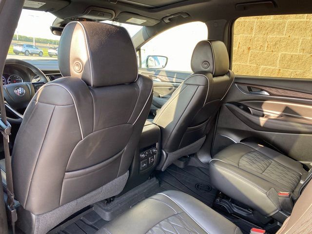 Used 2023 Buick Enclave Avenir w/ Avenir Technology Package AWD/4WD image 12