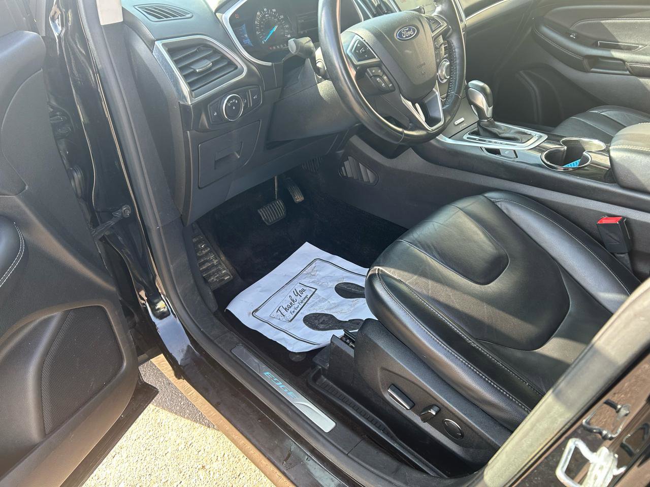 Used 2017 Ford Edge Titanium image 10