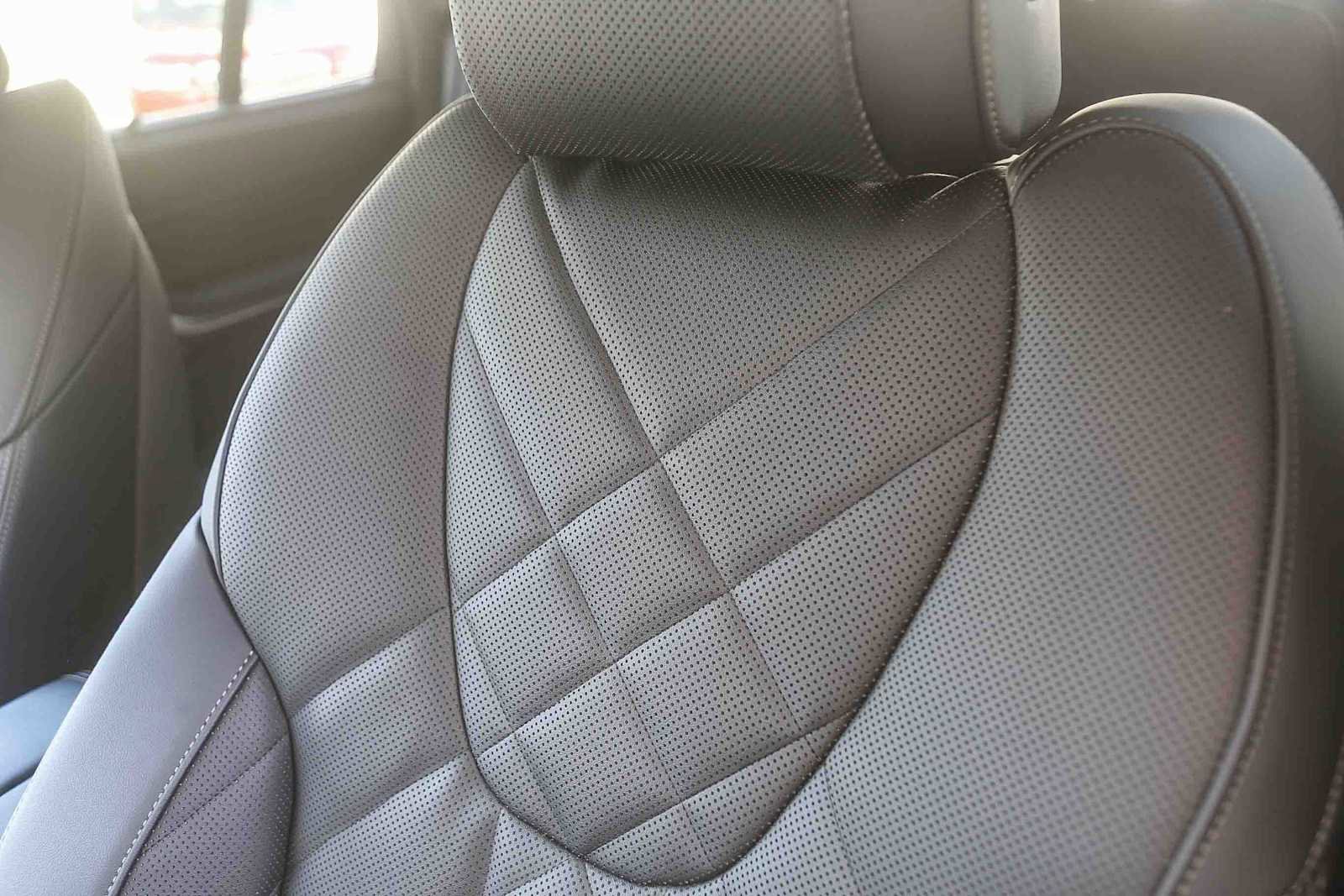 Used 2026 BMW X5 sDrive40i w/ M Sport Package image 21