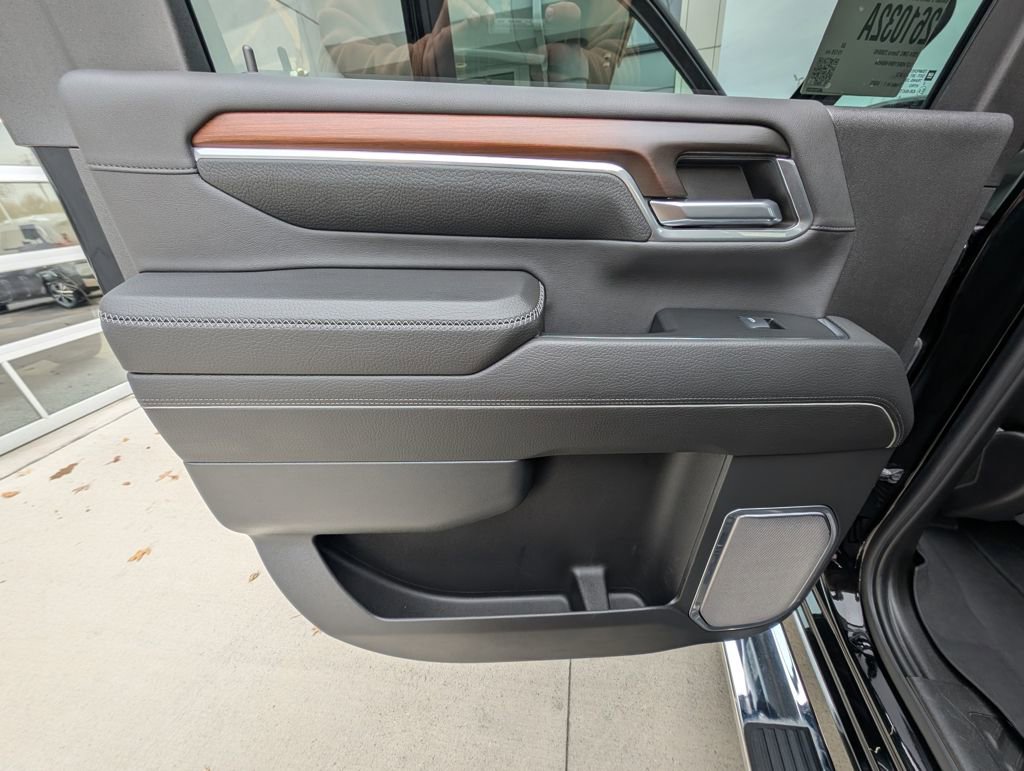 Used 2024 GMC Sierra 2500 Denali w/ Denali Reserve Package image 46