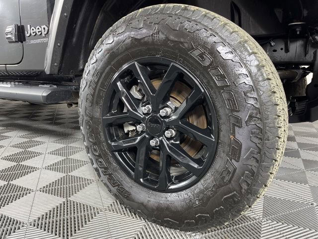 Used 2022 Jeep Gladiator Sport image 14