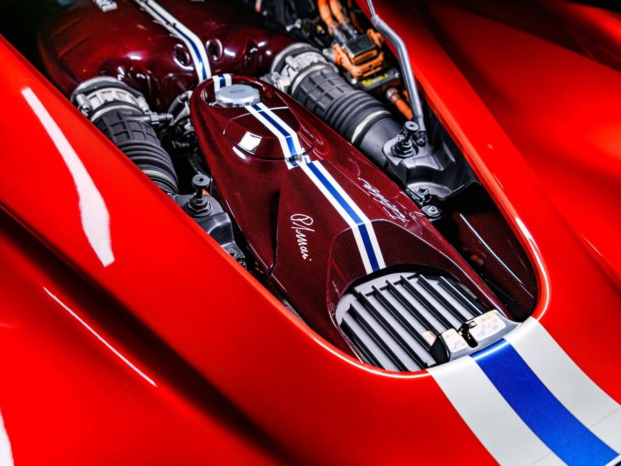 Used 2015 Ferrari LaFerrari image 23