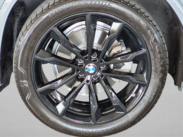 Used 2024 BMW X3 sDrive30i w/ M Sport Package RWD image 25
