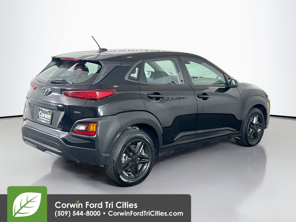 Used 2021 Hyundai Kona SE image 15