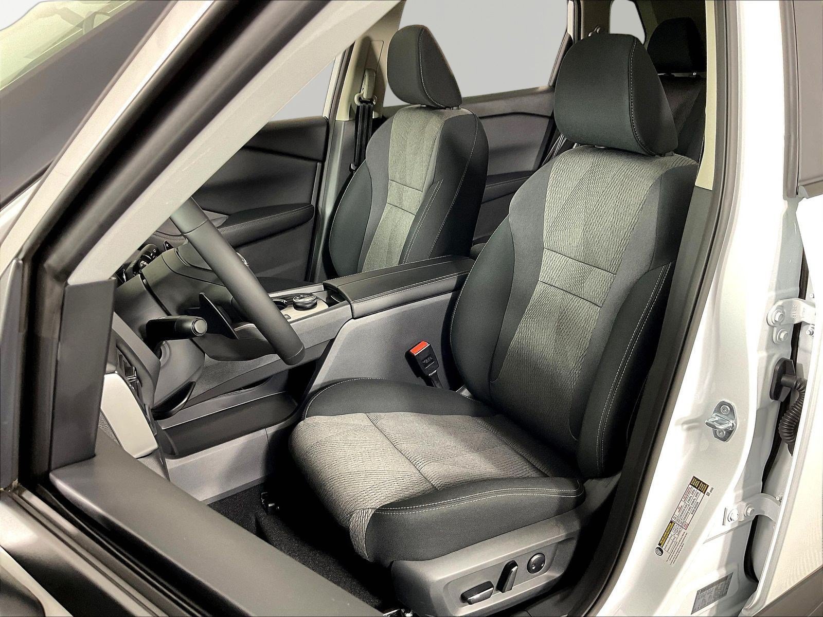 New 2026 Nissan Rogue SV AWD/4WD image 16