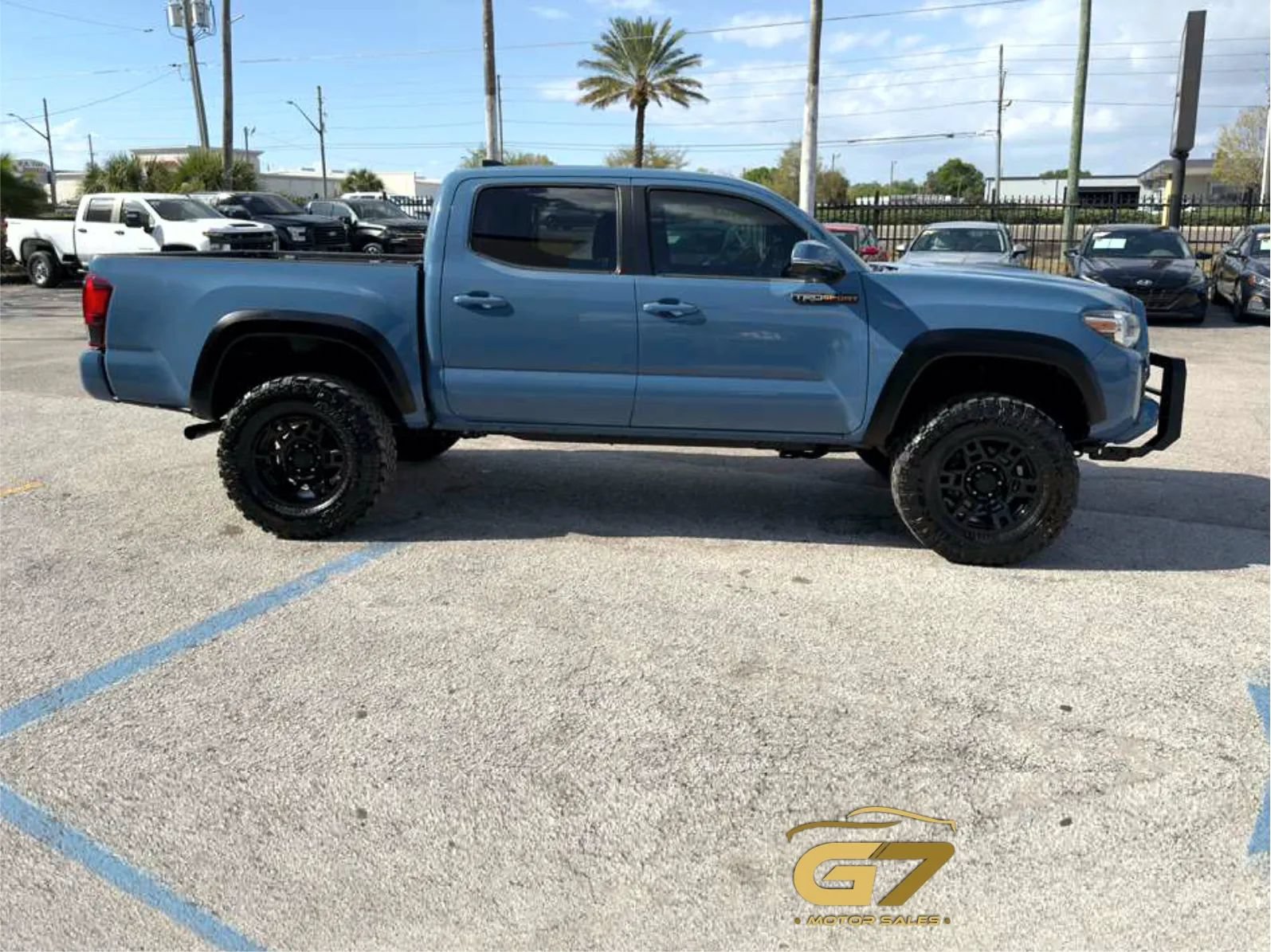 Used 2019 Toyota Tacoma TRD Sport AWD/4WD image 4