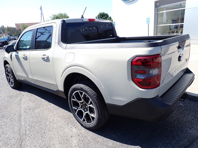 New 2025 Ford Maverick Lariat w/ 4K Tow Package image 3