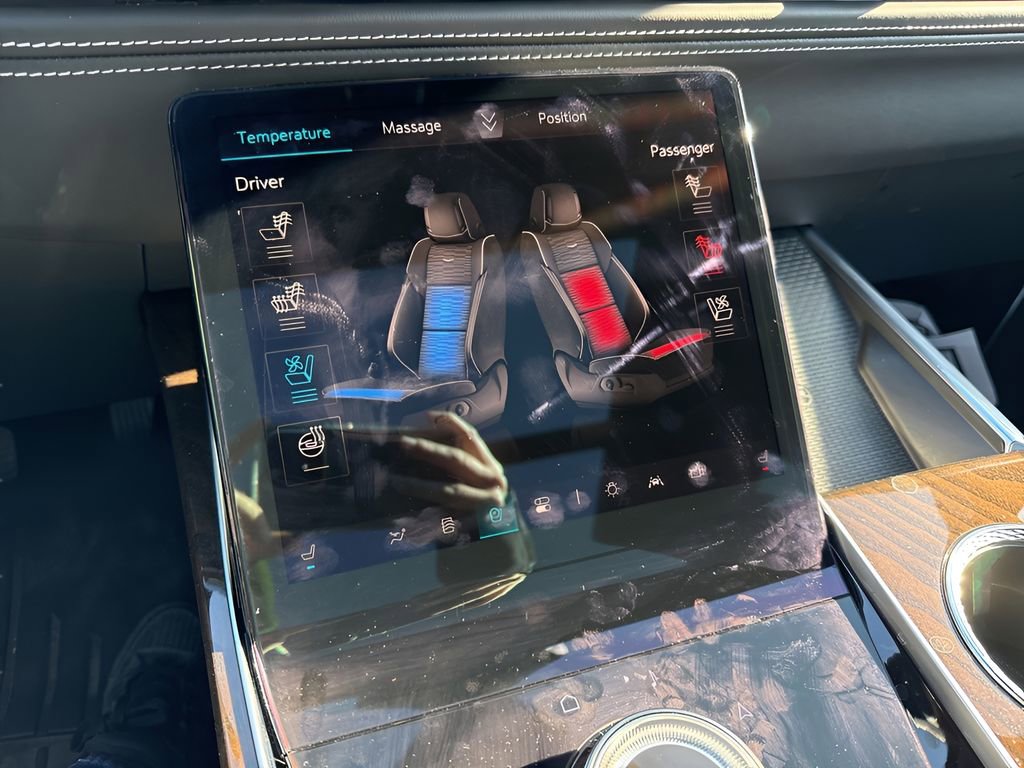 Used 2025 Cadillac Escalade Sport Platinum image 38