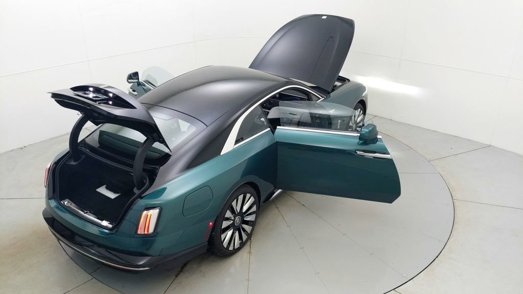 Used 2024 Rolls-Royce Spectre w/ Spectre Launch Package image 34