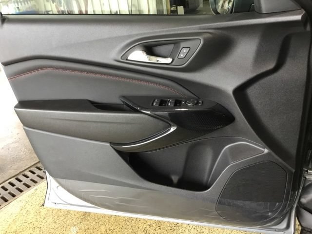 New 2026 Chevrolet Trax RS w/ Driver Confidence Package FWD image 30