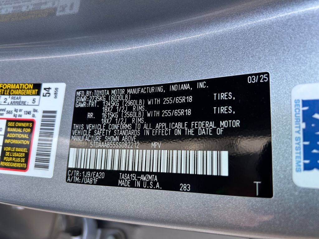 Used 2025 Toyota Grand Highlander AWD image 35