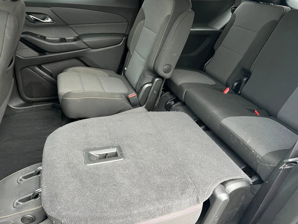 Used 2018 Chevrolet Traverse LT image 14