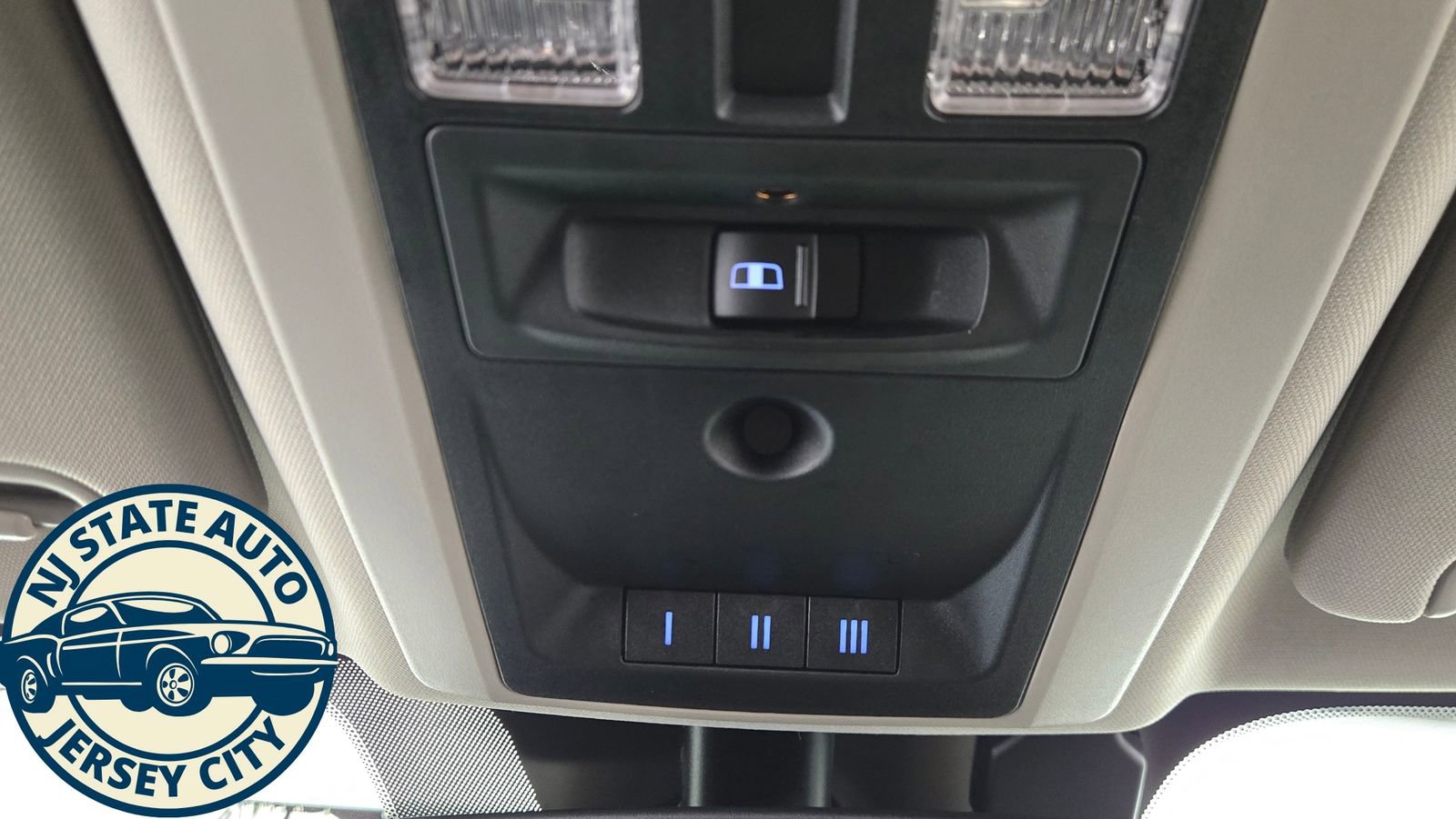 Used 2018 RAM 1500 Laramie w/ Convenience Group image 27