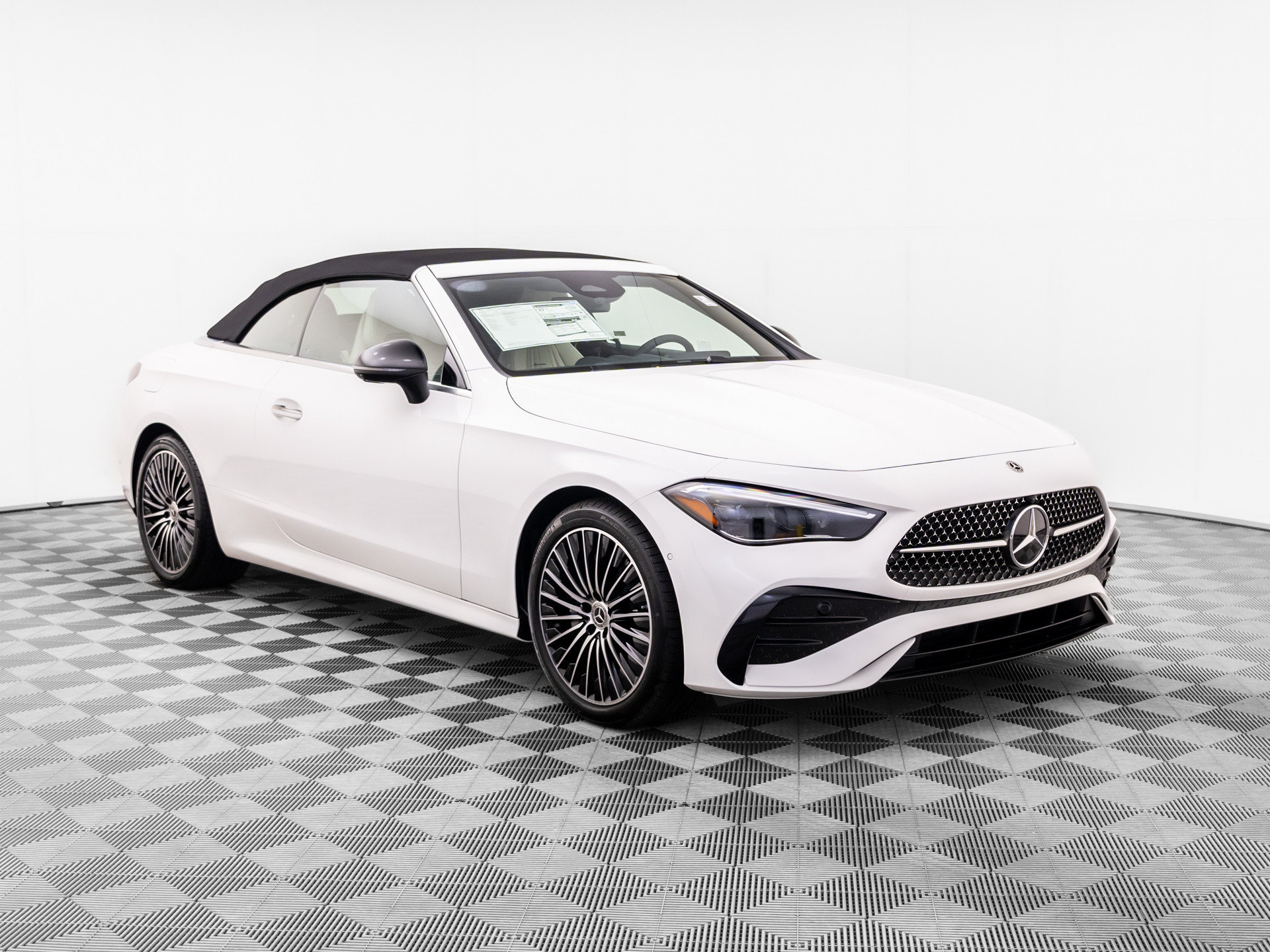 New 2027 Mercedes-Benz CLE 300 4MATIC Cabriolet image 7