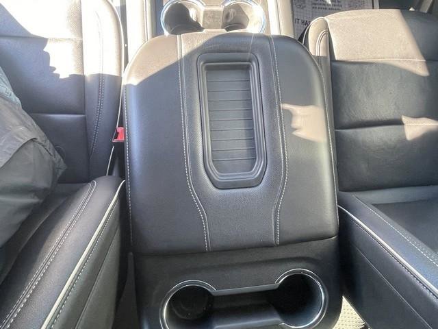 Used 2023 GMC Yukon XL SLT image 21