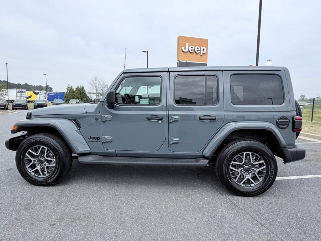 New 2026 Jeep Wrangler Unlimited Sahara AWD/4WD image 5