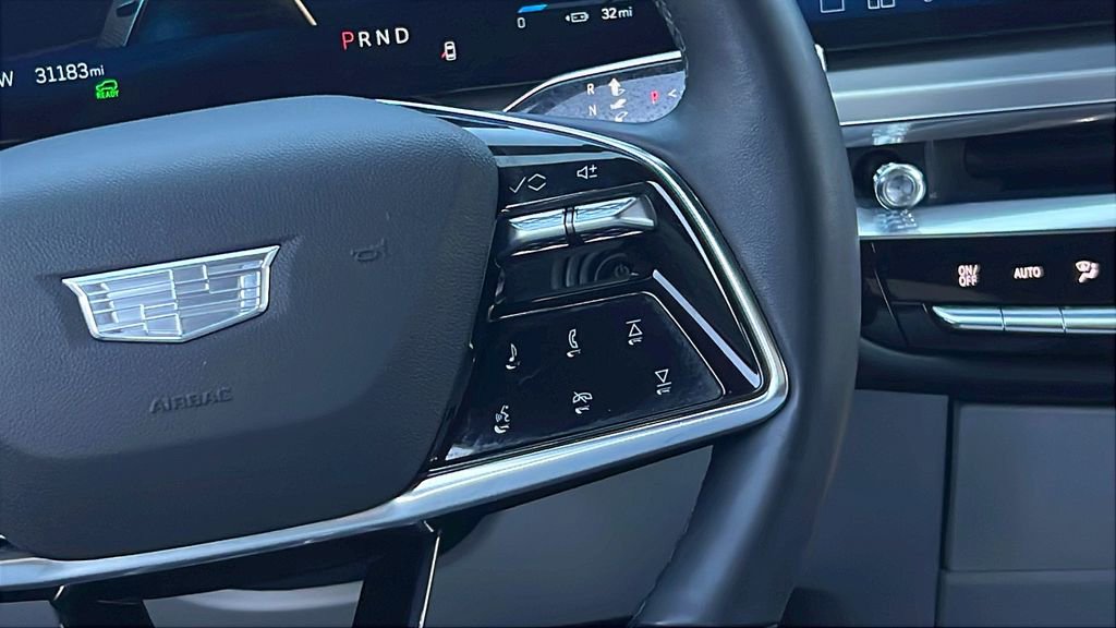 Used 2024 Cadillac Lyriq Luxury RWD image 24