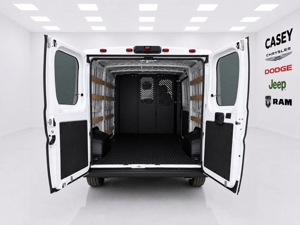 Used 2025 RAM ProMaster 2500 w/ U-Haul Equipment Group FWD image 11