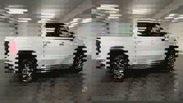 Certified 2023 GMC Sierra 1500 SLT w/ SLT Premium Package image 9