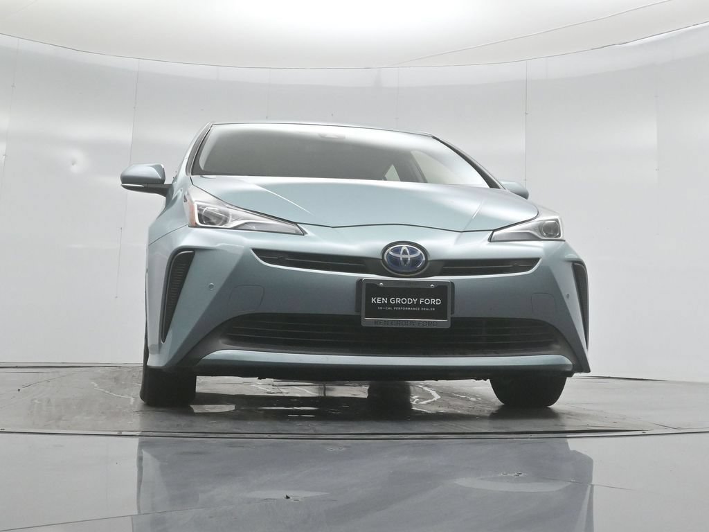 Used 2021 Toyota Prius LE FWD image 41