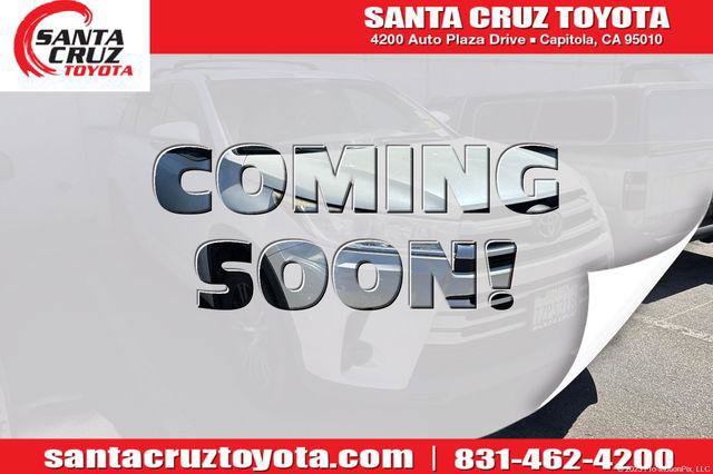 Certified 2017 Toyota Highlander LE w/ Carpet Mat Package