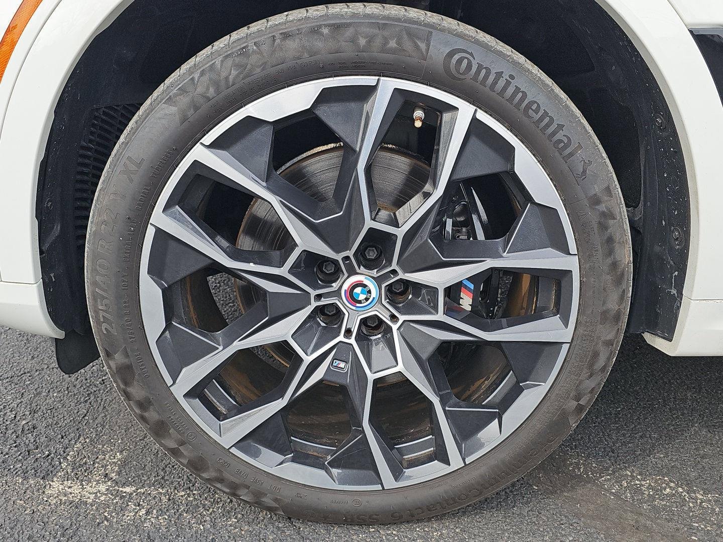 Used 2023 BMW X7 M60i w/ Executive Package image 17