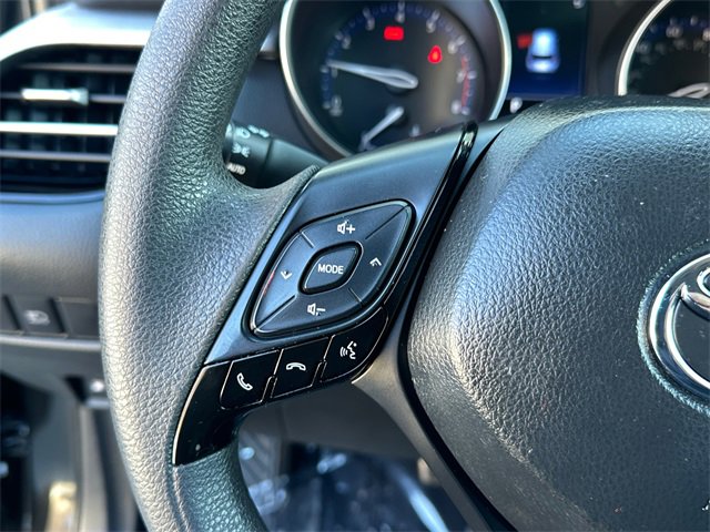 Certified 2021 Toyota C-HR LE image 22