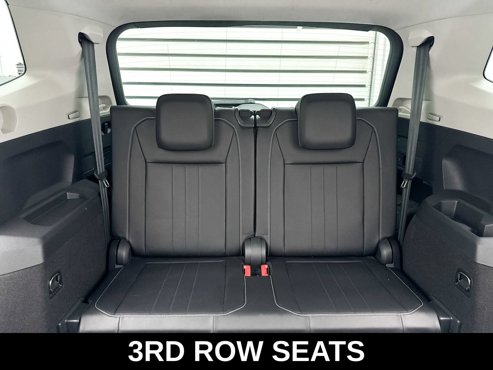 Used 2022 Volkswagen Tiguan SE FWD image 9