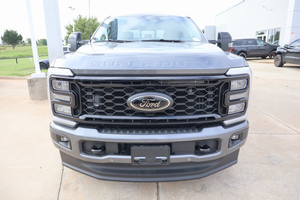 New 2026 Ford F250 Lariat w/ Black Appearance Package image 11
