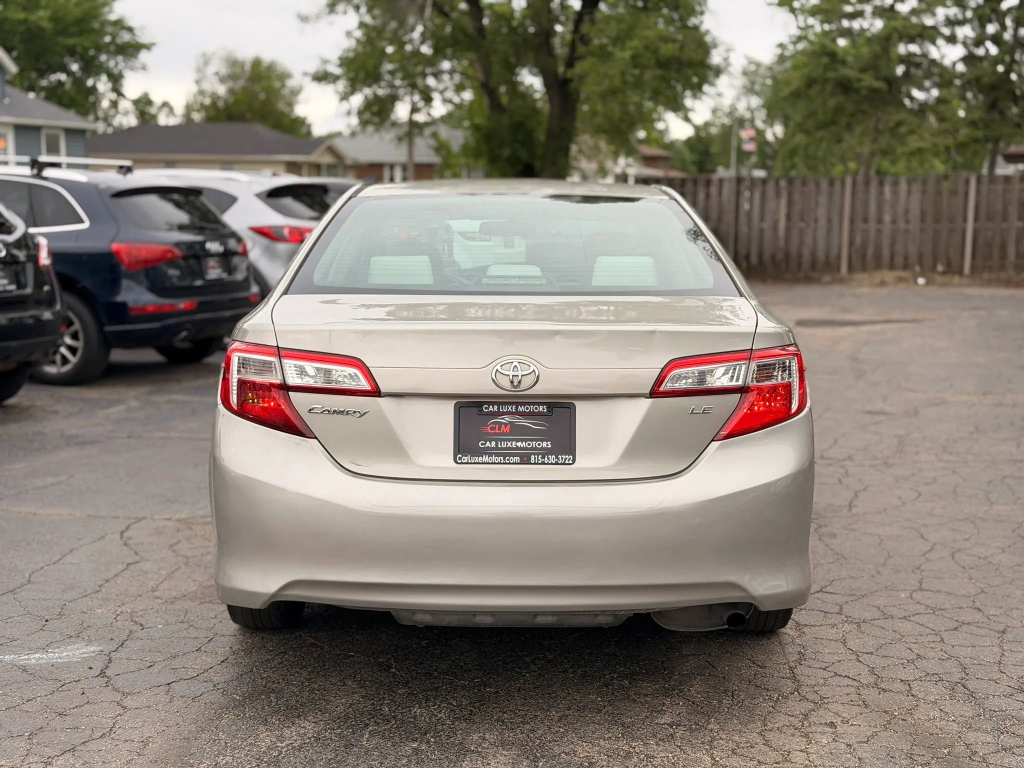 Used 2014 Toyota Camry LE FWD image 16