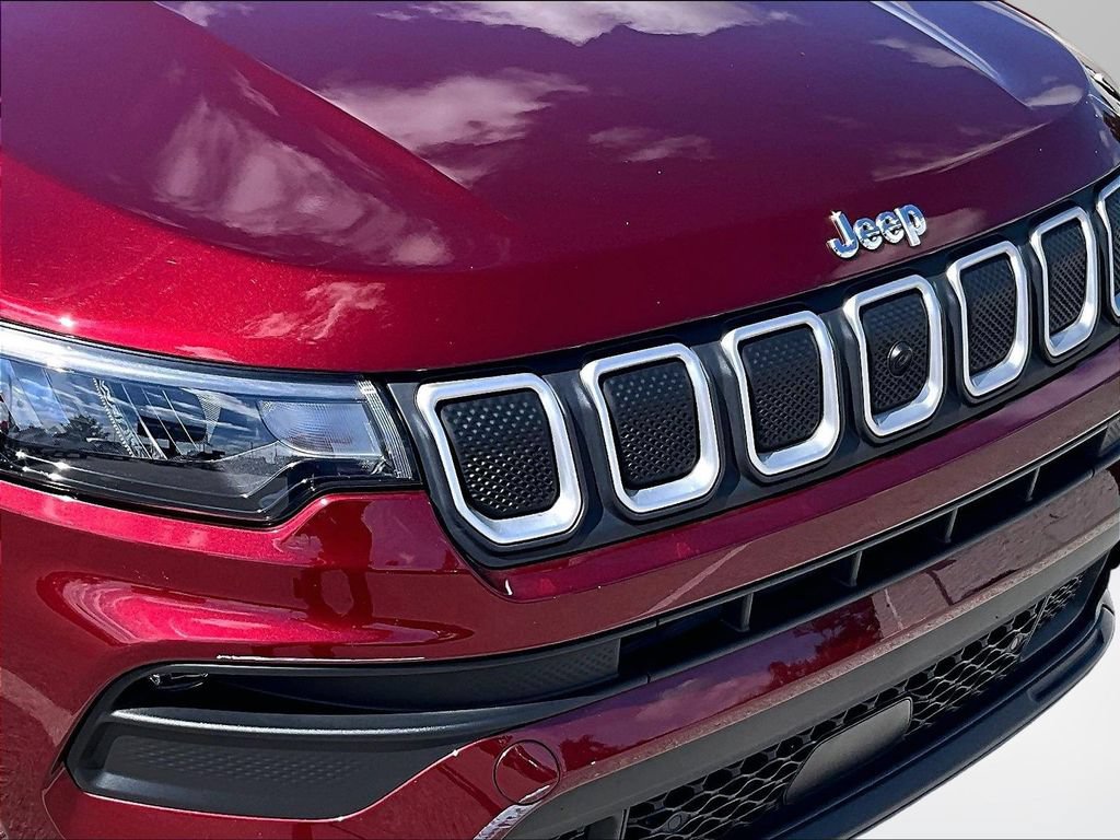 Used 2022 Jeep Compass Latitude AWD/4WD image 29