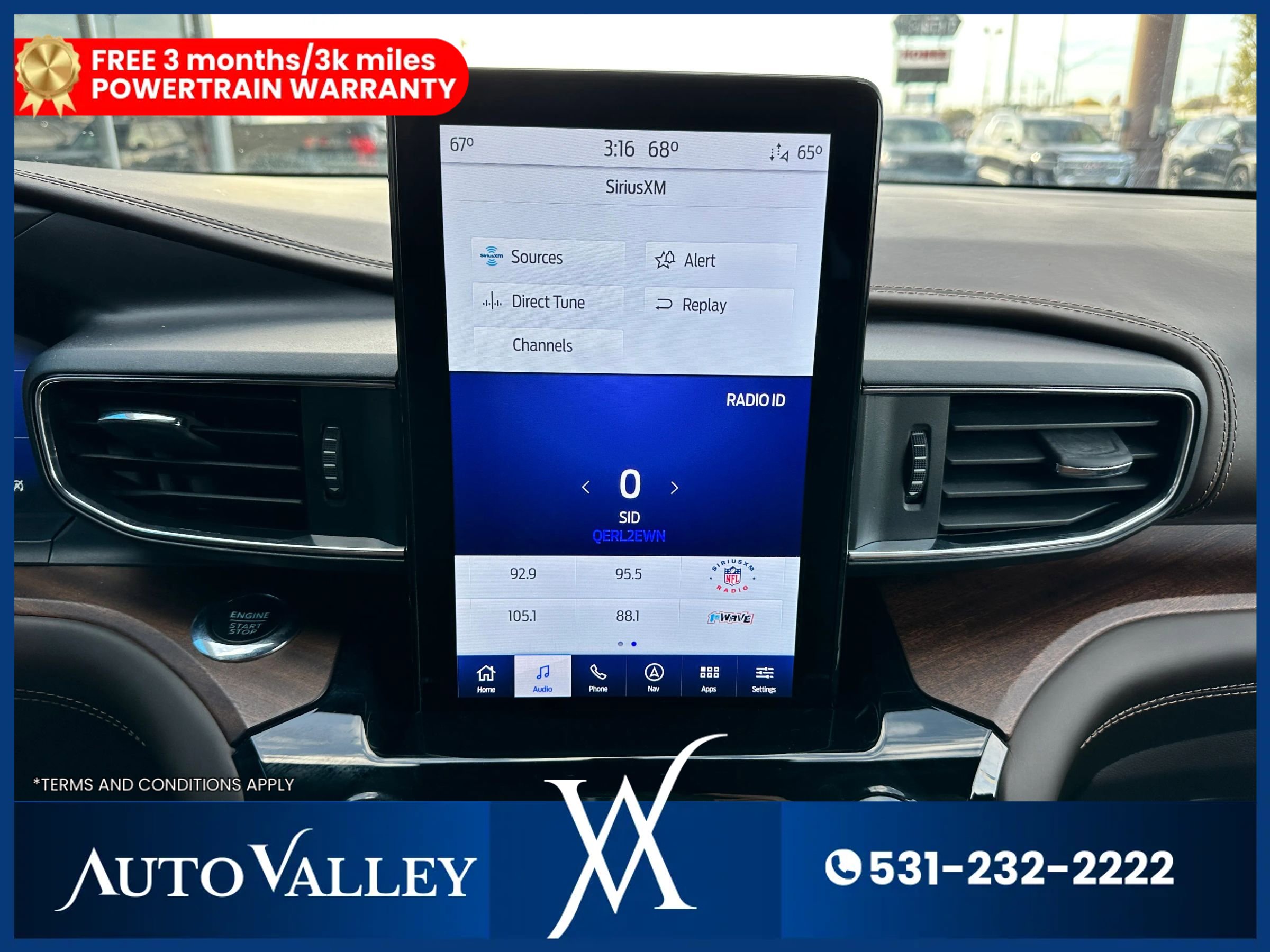 Used 2022 Ford Explorer King Ranch w/ Premium Technology Package image 42