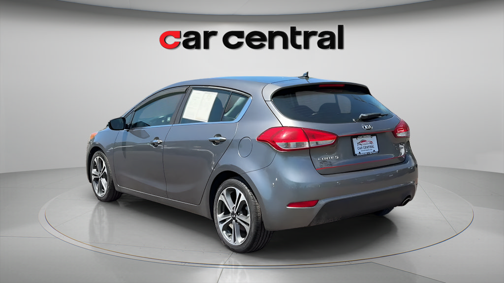 Used 2016 Kia Forte EX FWD image 3