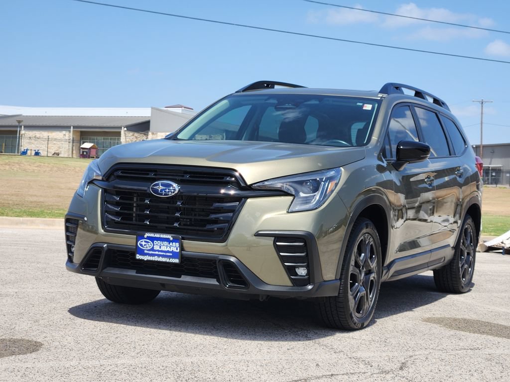 Used 2024 Subaru Ascent Onyx Edition AWD/4WD image 2