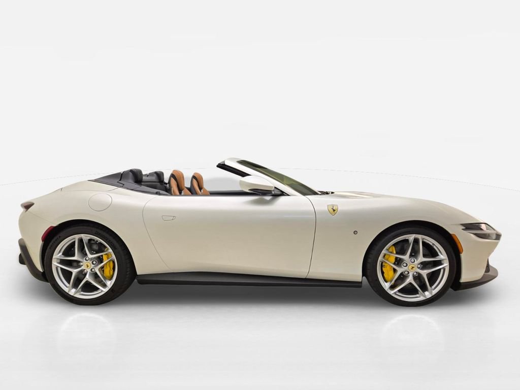 Used 2026 Ferrari Roma Spider RWD image 6