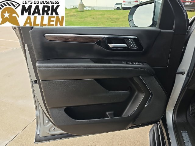 Used 2025 Chevrolet Tahoe LT AWD/4WD image 22
