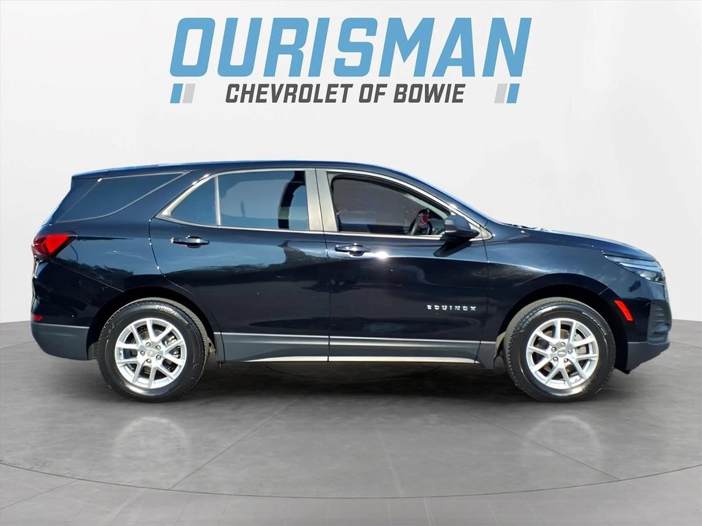 Certified 2023 Chevrolet Equinox LS w/ LS Convenience Package AWD/4WD image 2