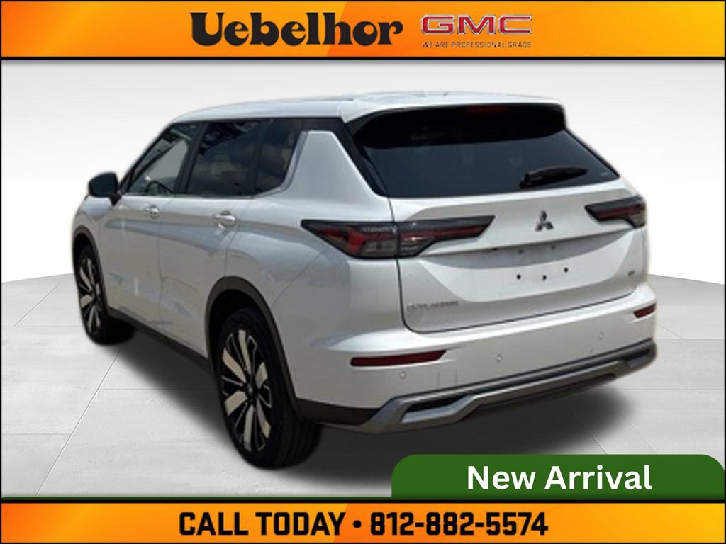 Used 2025 Mitsubishi Outlander SE AWD/4WD image 8