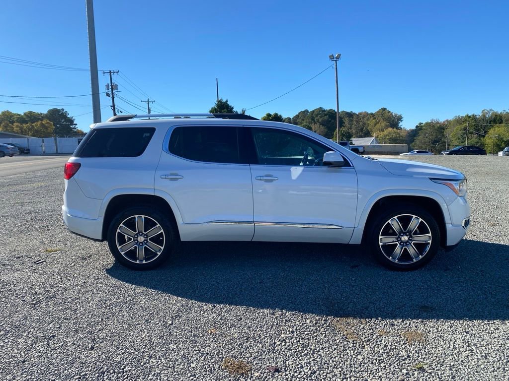 Used 2017 GMC Acadia Denali w/ Technology Package video 2