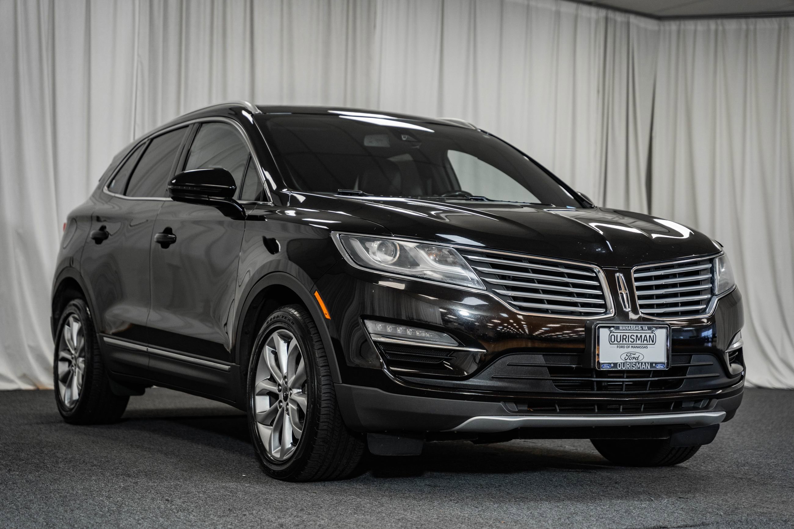 Used 2016 Lincoln MKC Select w/ Lincoln MKC Climate Package