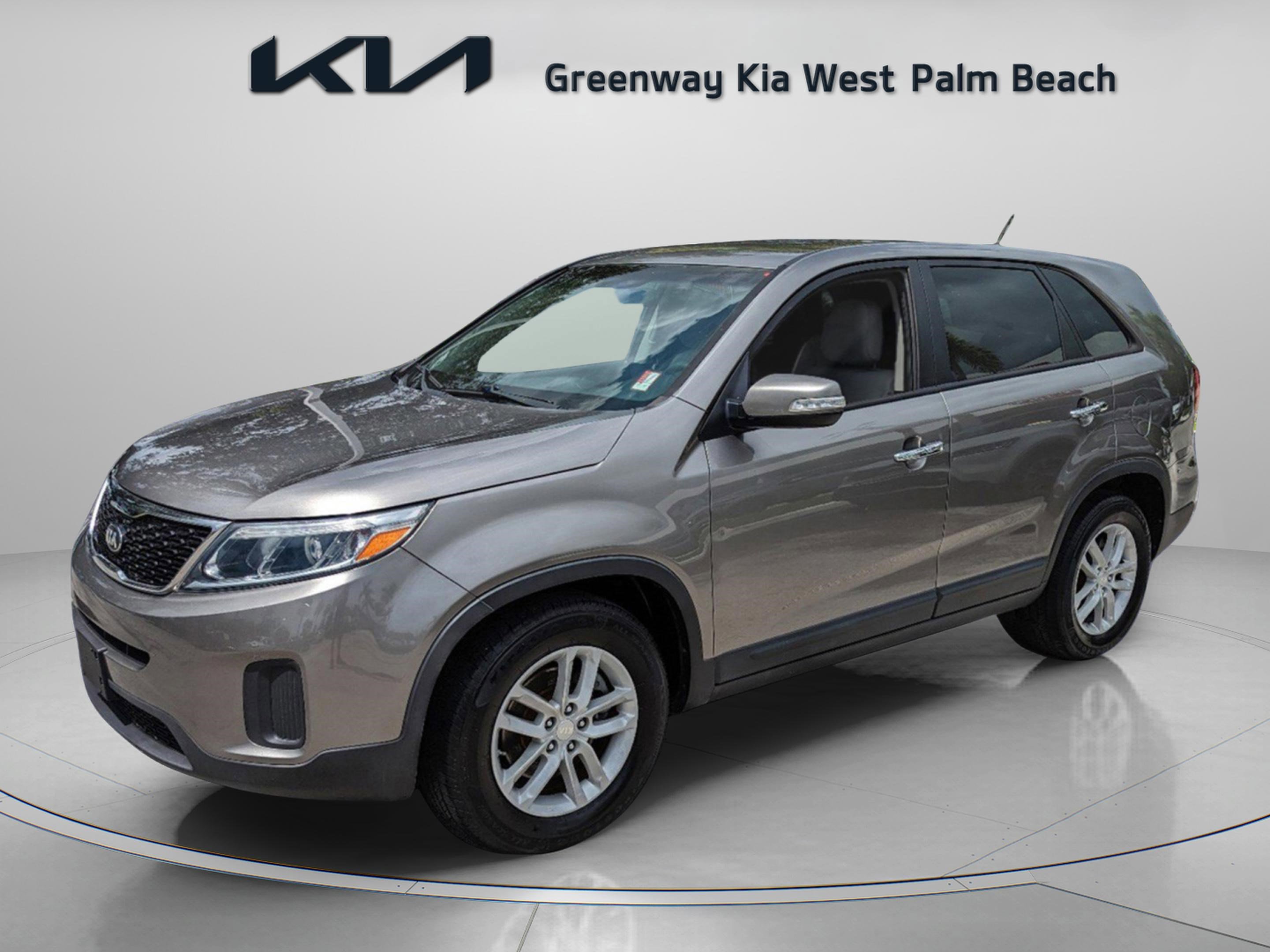 Used 2014 Kia Sorento LX image 4