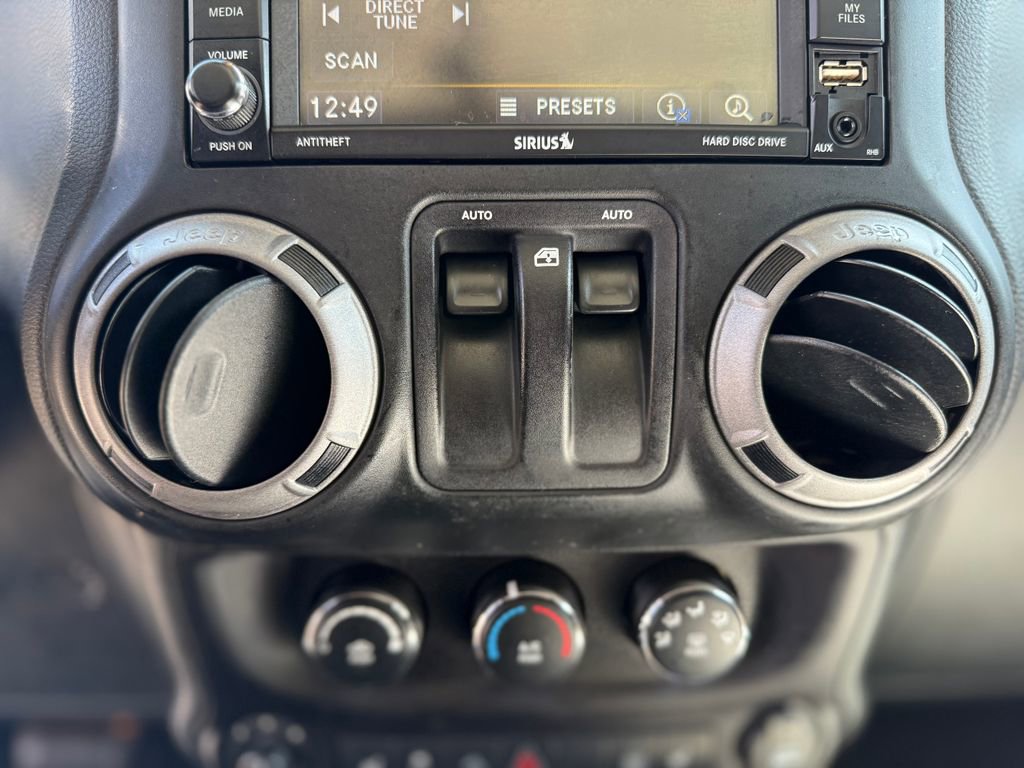 Used 2016 Jeep Wrangler Sport AWD/4WD image 24