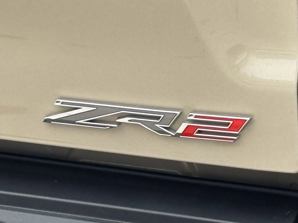 Used 2024 Chevrolet Colorado ZR2 w/ Technology Package image 8