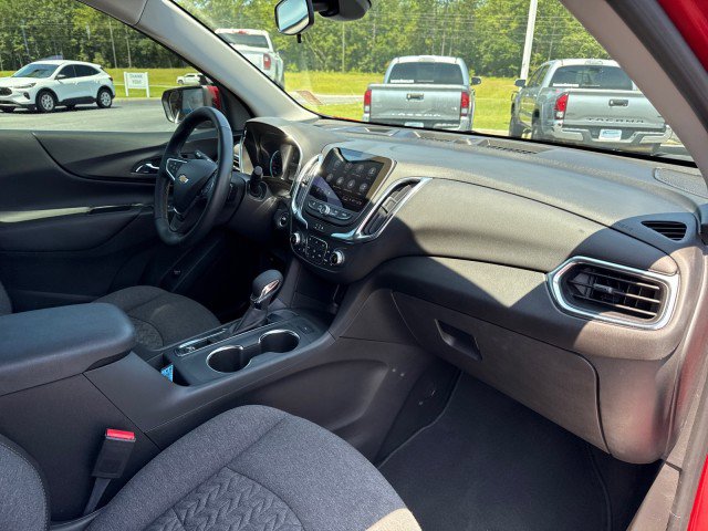 Used 2024 Chevrolet Equinox LT image 10