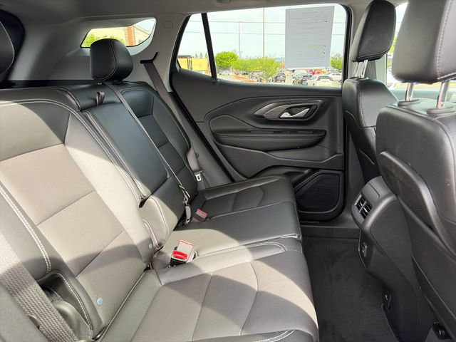 Used 2023 GMC Terrain SLT image 14