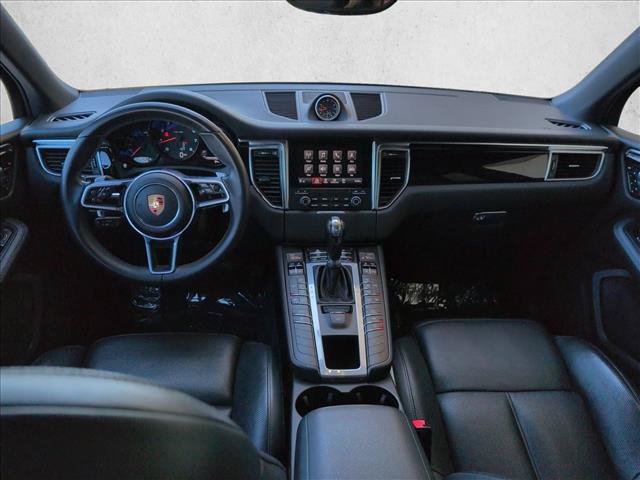 Used 2018 Porsche Macan AWD/4WD image 19