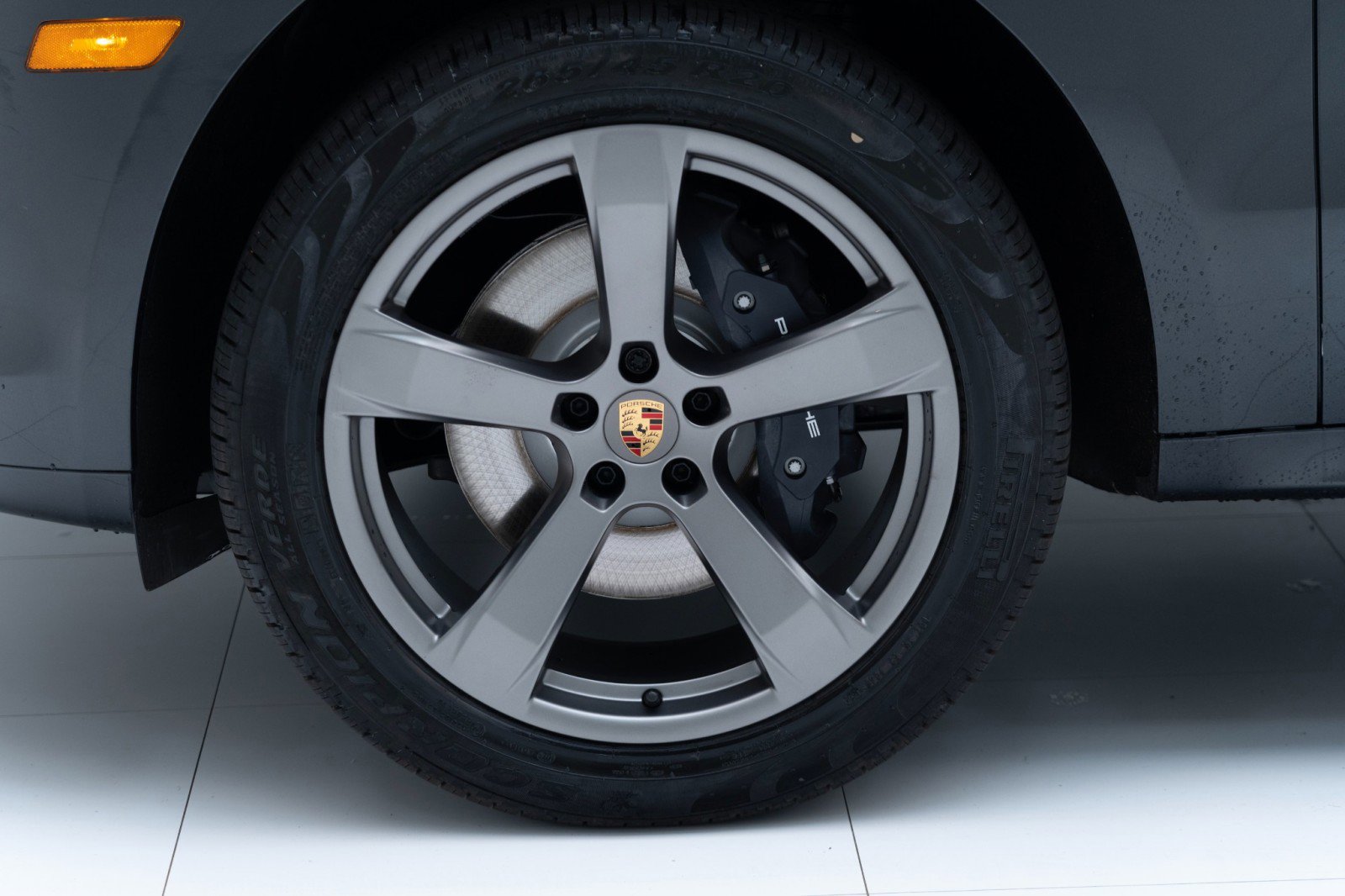 Certified 2025 Porsche Macan AWD/4WD image 14
