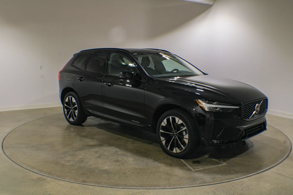 Certified 2026 Volvo XC60 B5 Plus AWD/4WD image 7
