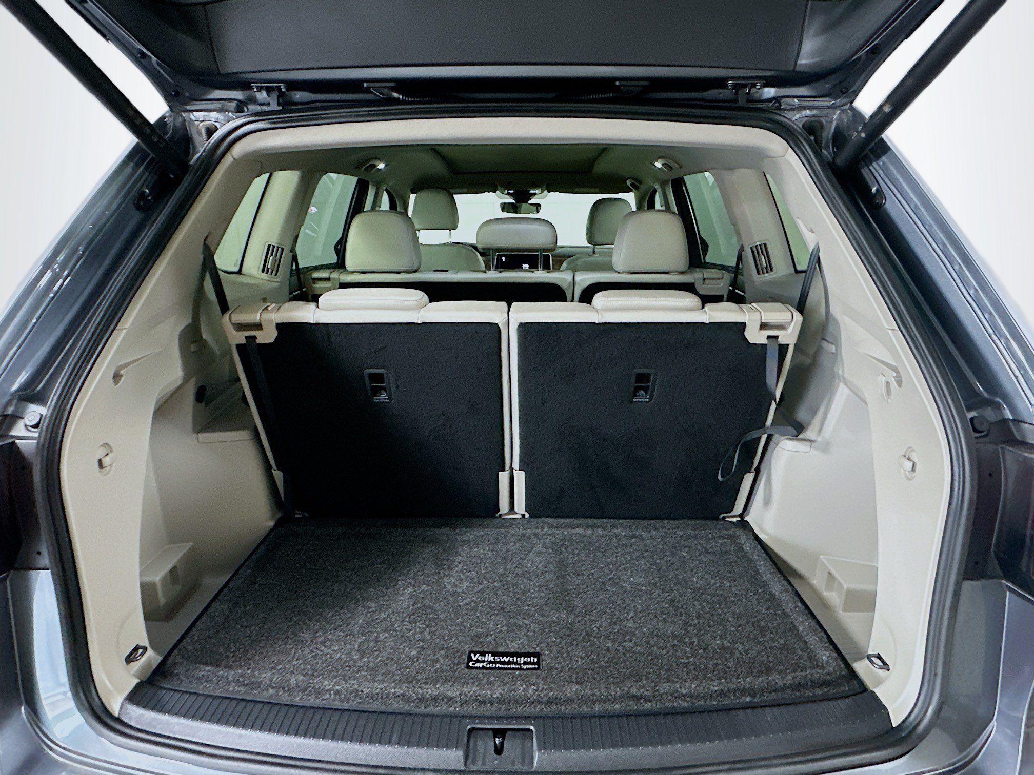 Used 2024 Volkswagen Atlas SE w/ Panoramic Sunroof Package FWD image 31