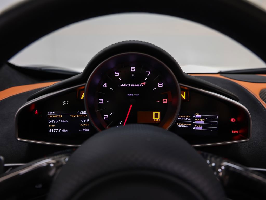 Used 2013 McLaren MP4-12C Spider RWD image 44
